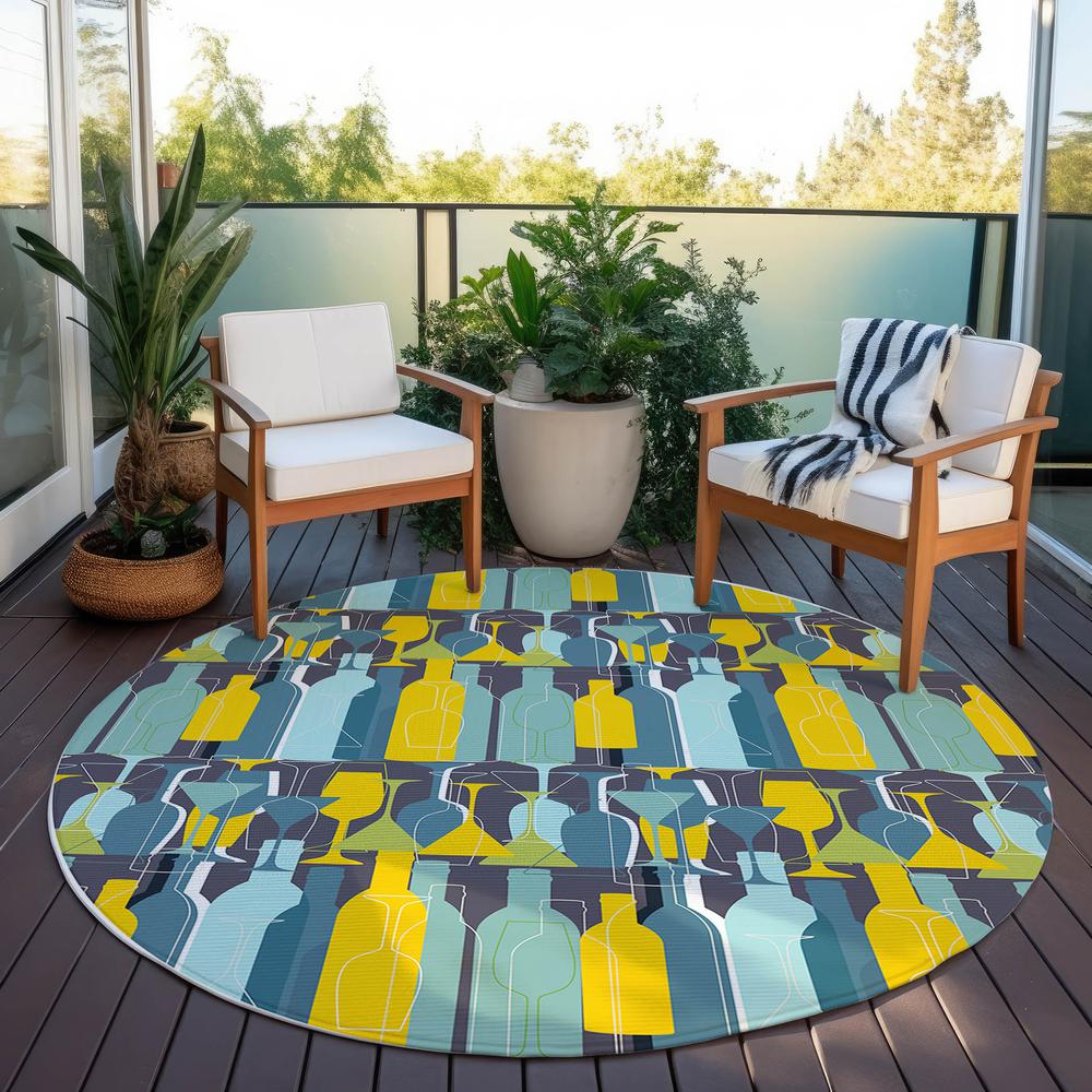 Indoor/Outdoor Kendall KE13 Ink Washable 8' x 8' Round Rug. Picture 9