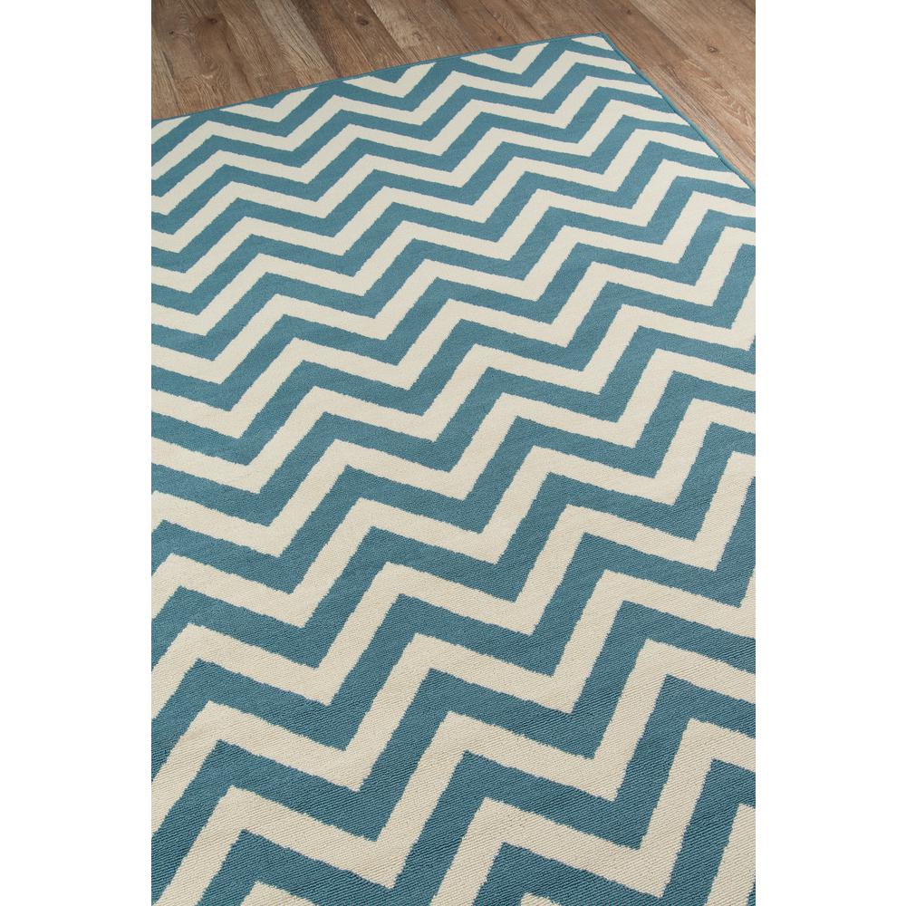Contemporary Rectangle Area Rug, Blue, 2'3" X 4'6". Picture 2