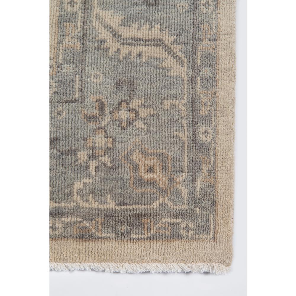 Traditional Rectangle Area Rug, Beige, 3'9" X 5'9". Picture 3
