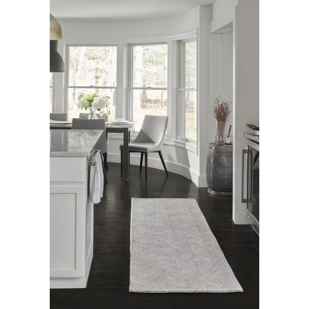 Contemporary Runner Area Rug, Grey, 2'3" X 8' Runner. Picture 10