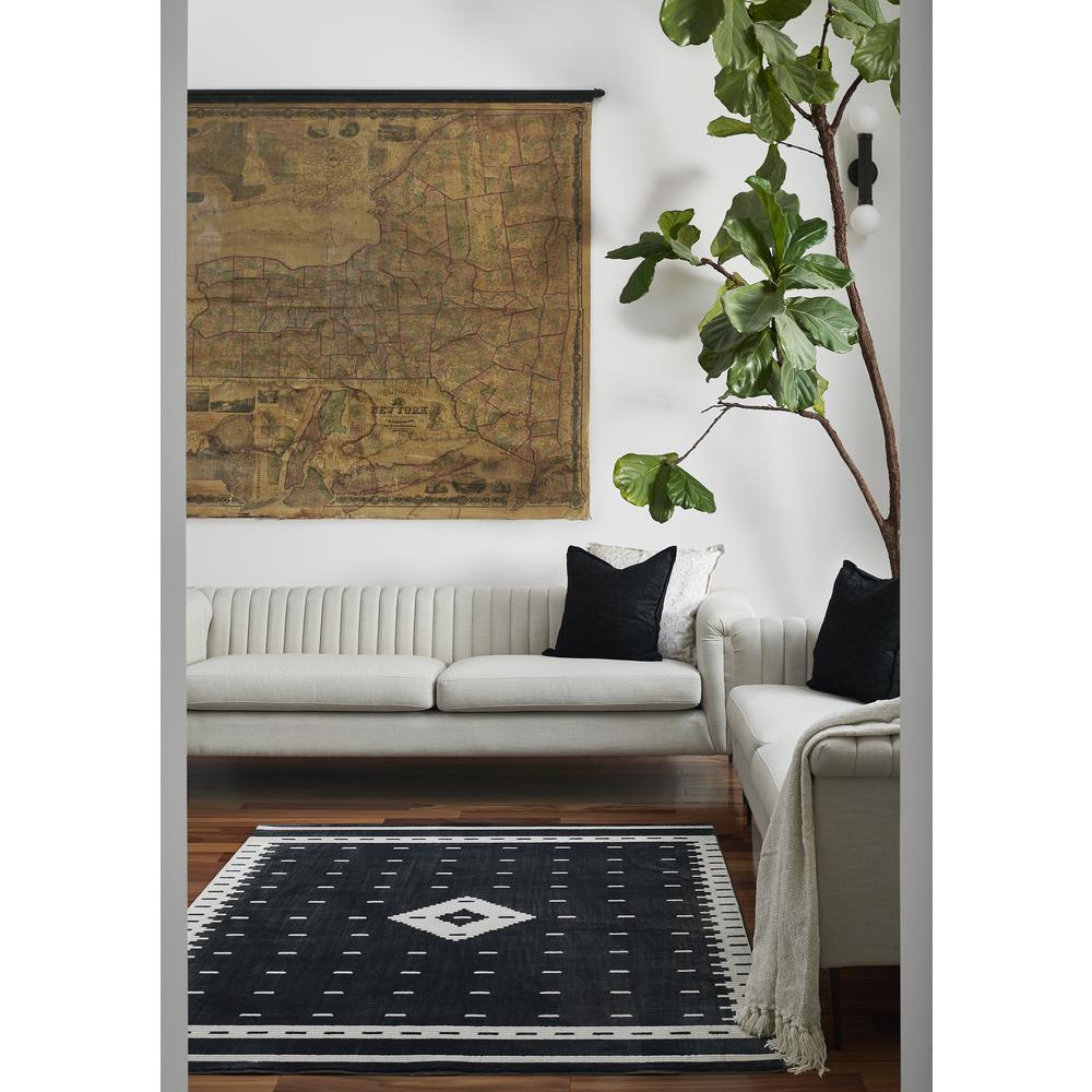 Contemporary Runner Area Rug, Black, 2'3" X 7'6" Runner. Picture 12