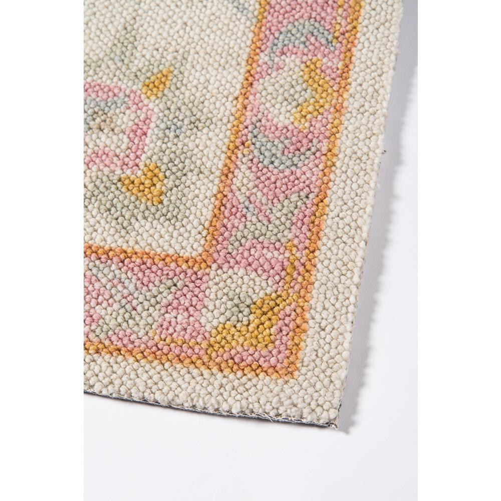 Traditional Rectangle Area Rug, Pink, 3'3" X 5'. Picture 5