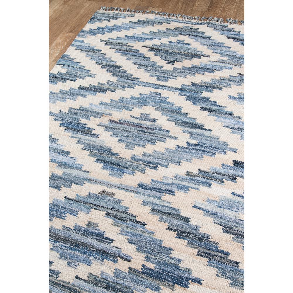 Contemporary Rectangle Area Rug, Blue, 2'6" X 4'. Picture 2