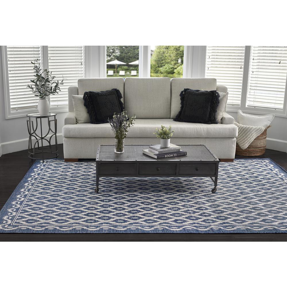 Contemporary Rectangle Area Rug, Blue, 3'3" X 5'. Picture 11