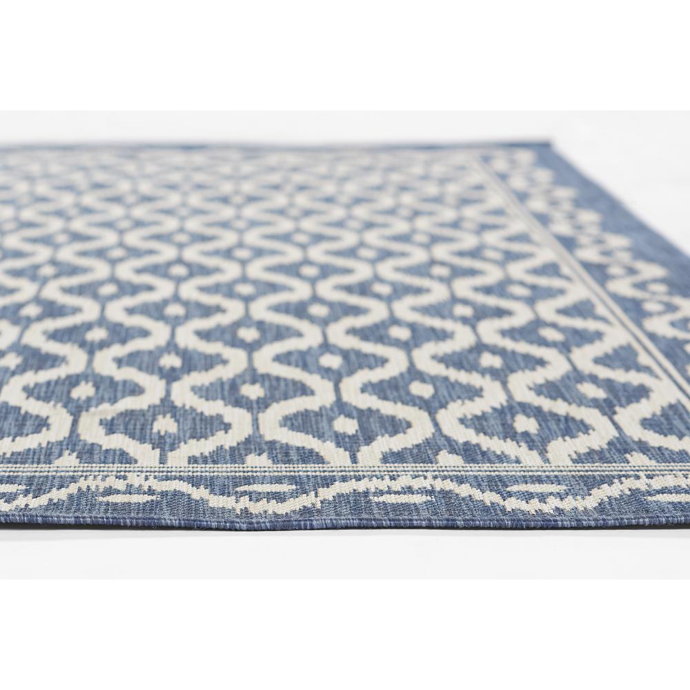 Contemporary Rectangle Area Rug, Blue, 3'3" X 5'. Picture 3