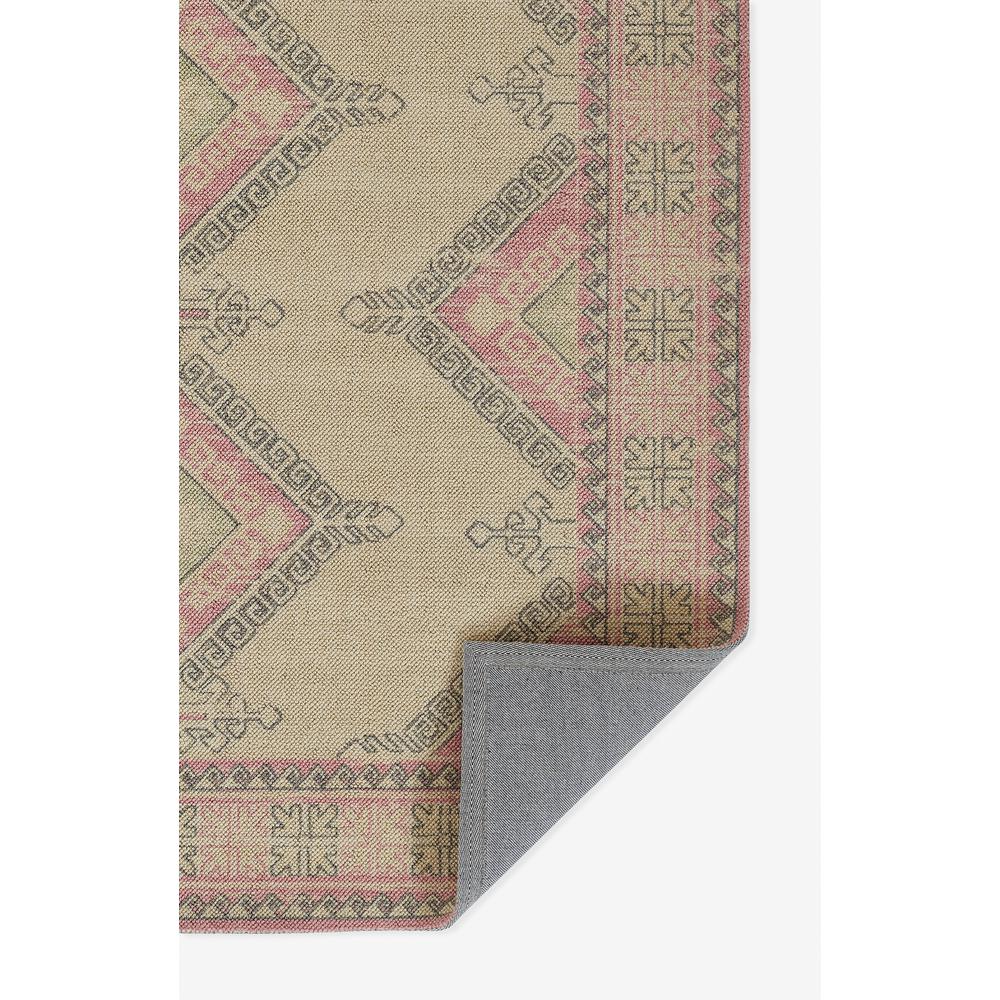 Traditional Rectangle Area Rug, Pink, 5'3" X 7'6". Picture 3