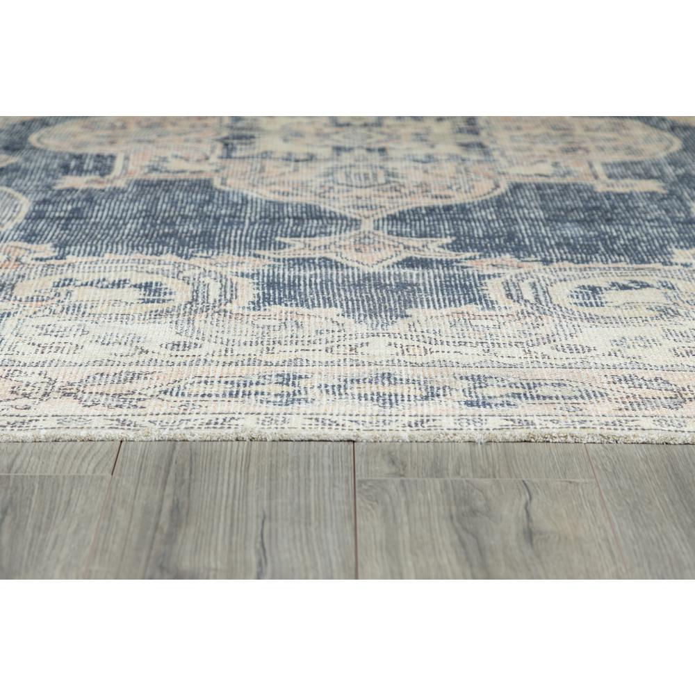 Traditional Rectangle Area Rug, Navy, 5'6" X 8'6". Picture 3