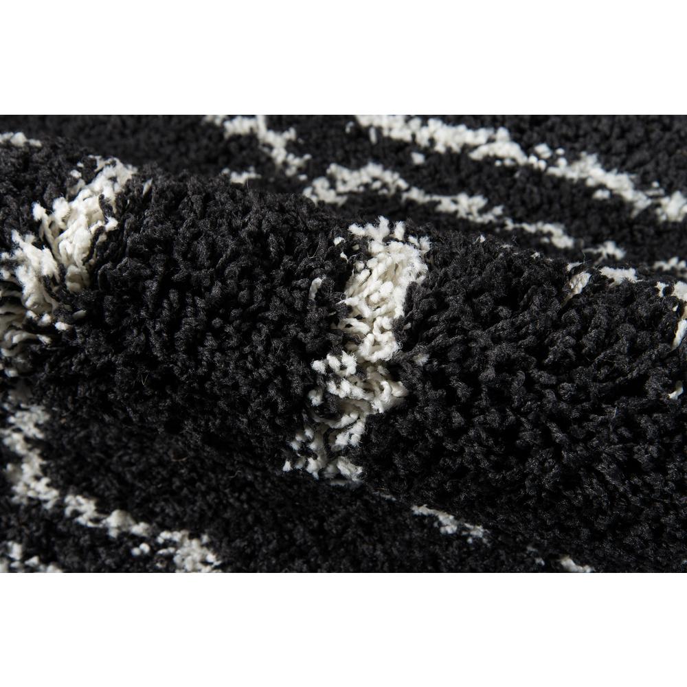 Contemporary Rectangle Area Rug, Black, 5'3" X 7'6". Picture 4