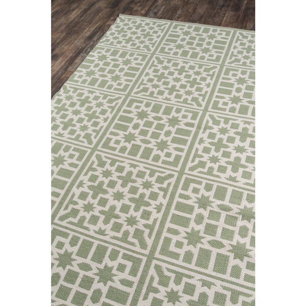 Contemporary Rectangle Area Rug, Green, 5' X 7'6". Picture 2