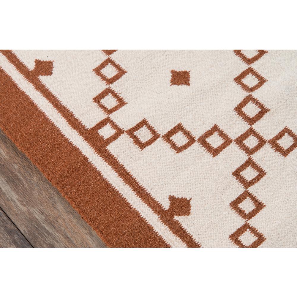 Thompson Area Rug, Rust, 5' X 7'6". Picture 3