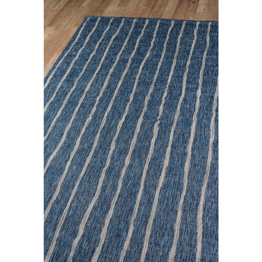 Contemporary Rectangle Area Rug, Blue, 3'11" X 5'7". Picture 2
