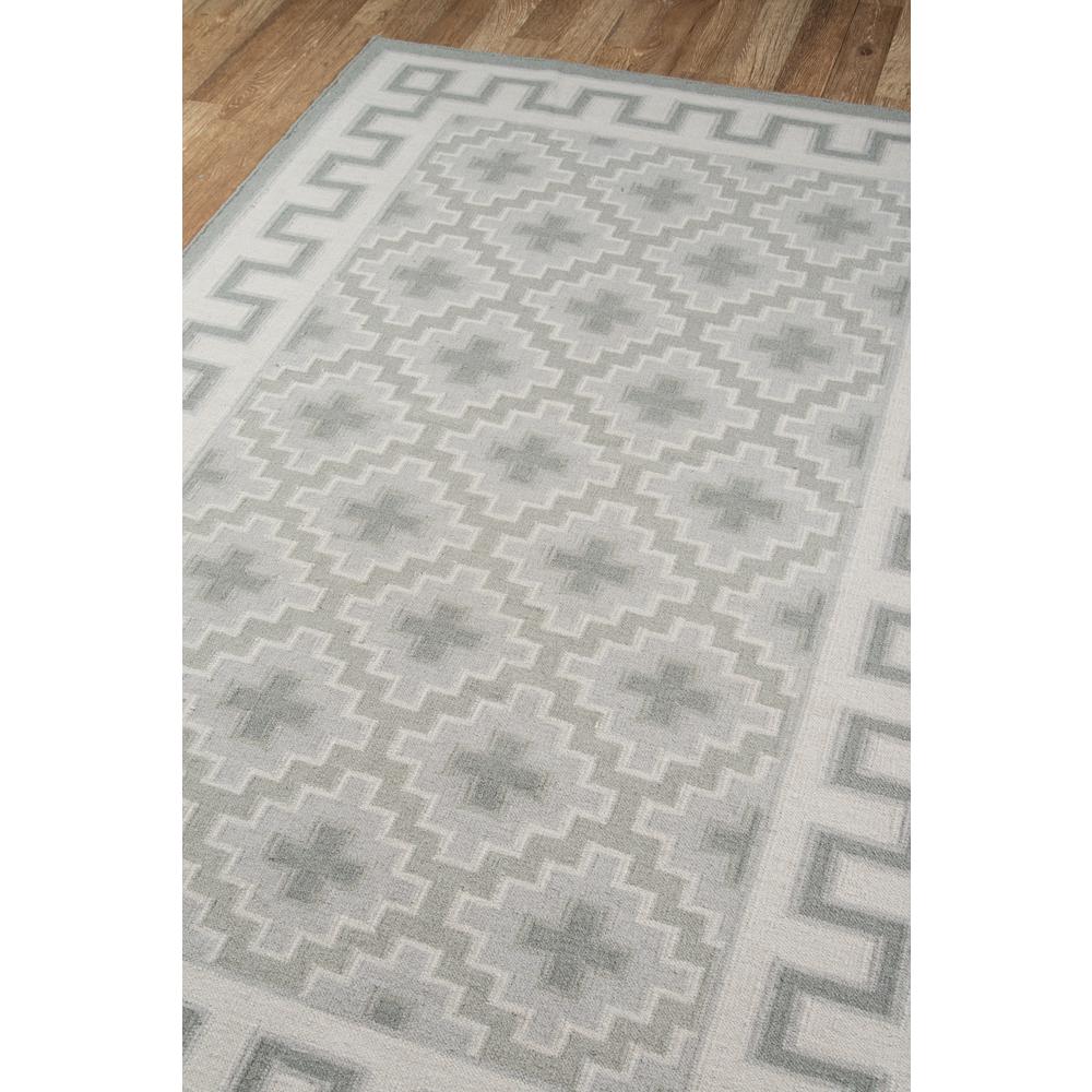 Thompson Area Rug, Grey, 7'6" X 9'6". Picture 2