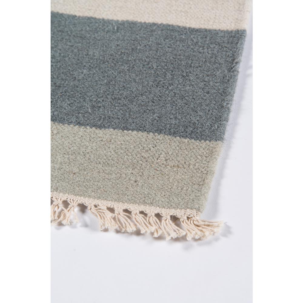 Thompson Area Rug, Grey, 9' X 12'. Picture 5