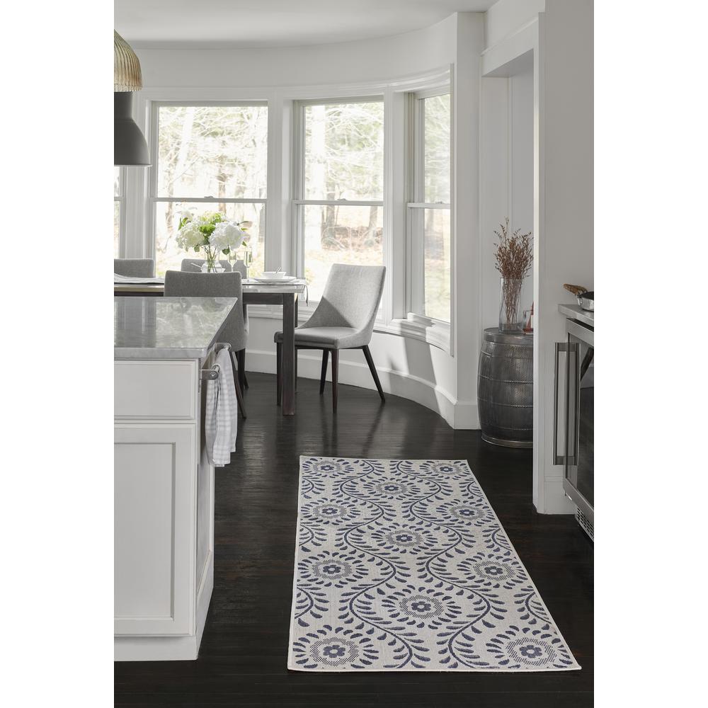 Transitional Rectangle Area Rug, Blue, 8' X 10'. Picture 10
