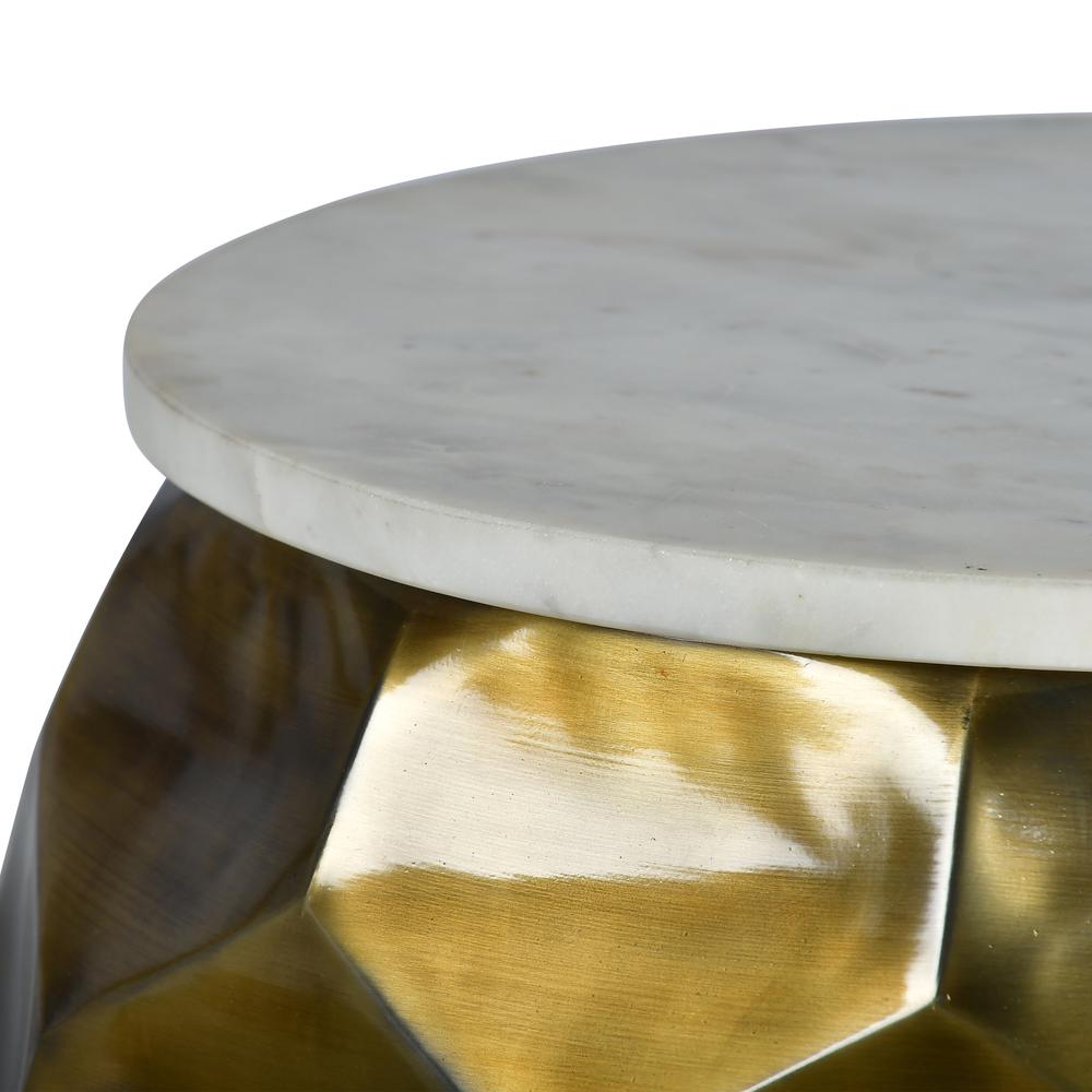 Stomp Round End Table  - Brass. Picture 3