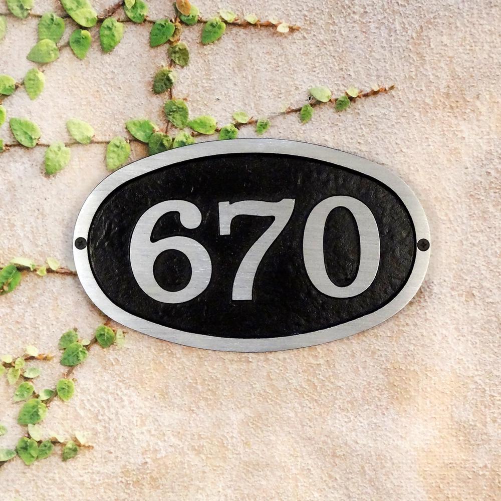 Modern Horizontal Cast Aluminum Address Plaque with Brushed Aluminum Numbers - Bold Italic Font. Picture 1
