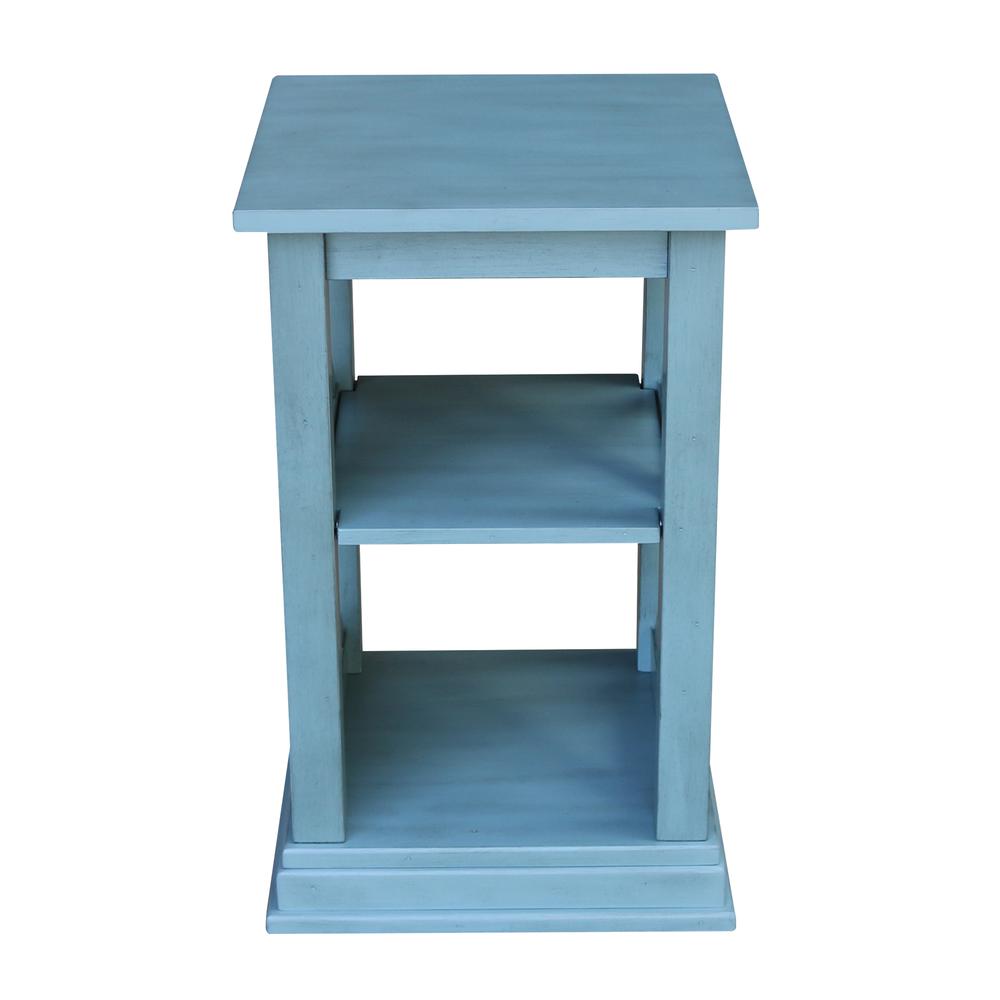 Hampton Accent Table with Shelves, Ocean blue - antique rubbed. Picture 2