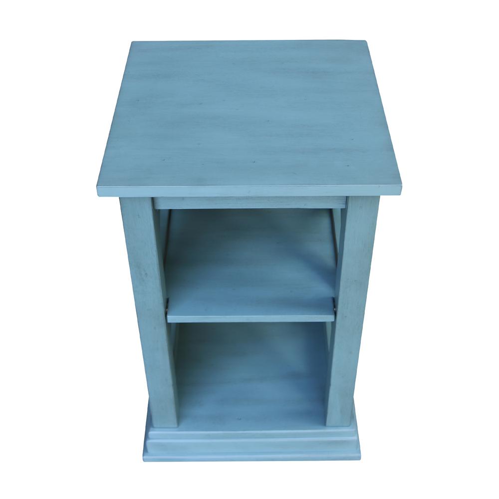 Hampton Accent Table with Shelves, Ocean blue - antique rubbed. Picture 5