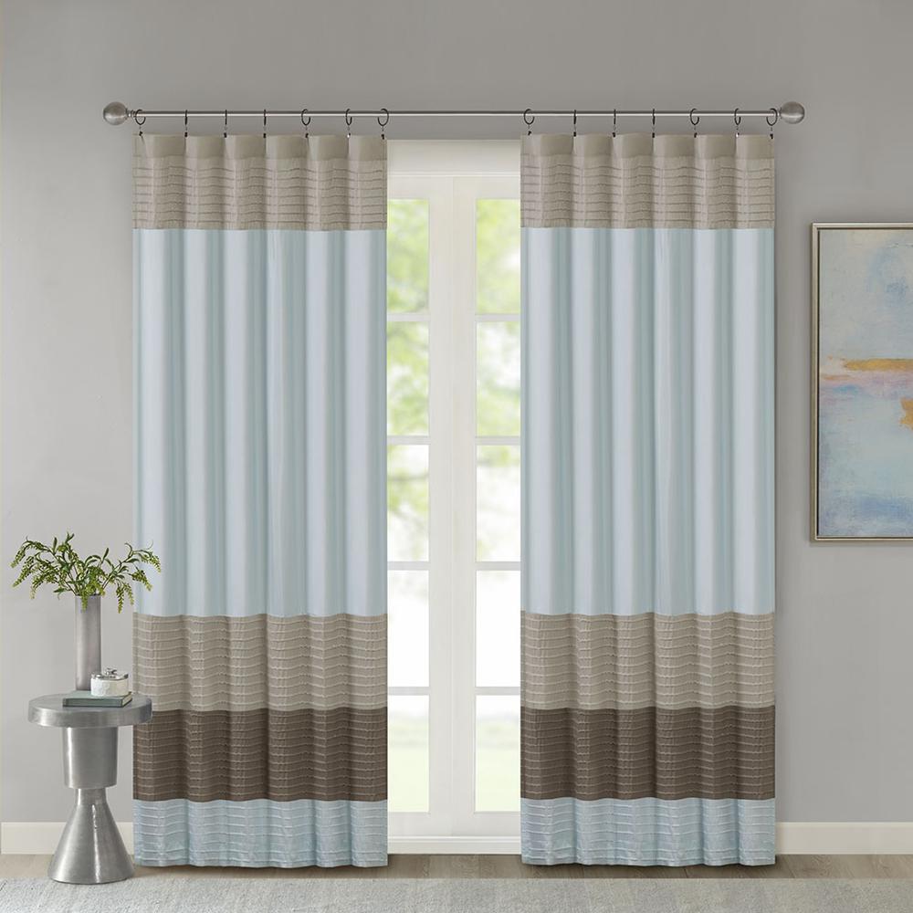 Polyoni Pintuck Curtain Panel. Picture 2