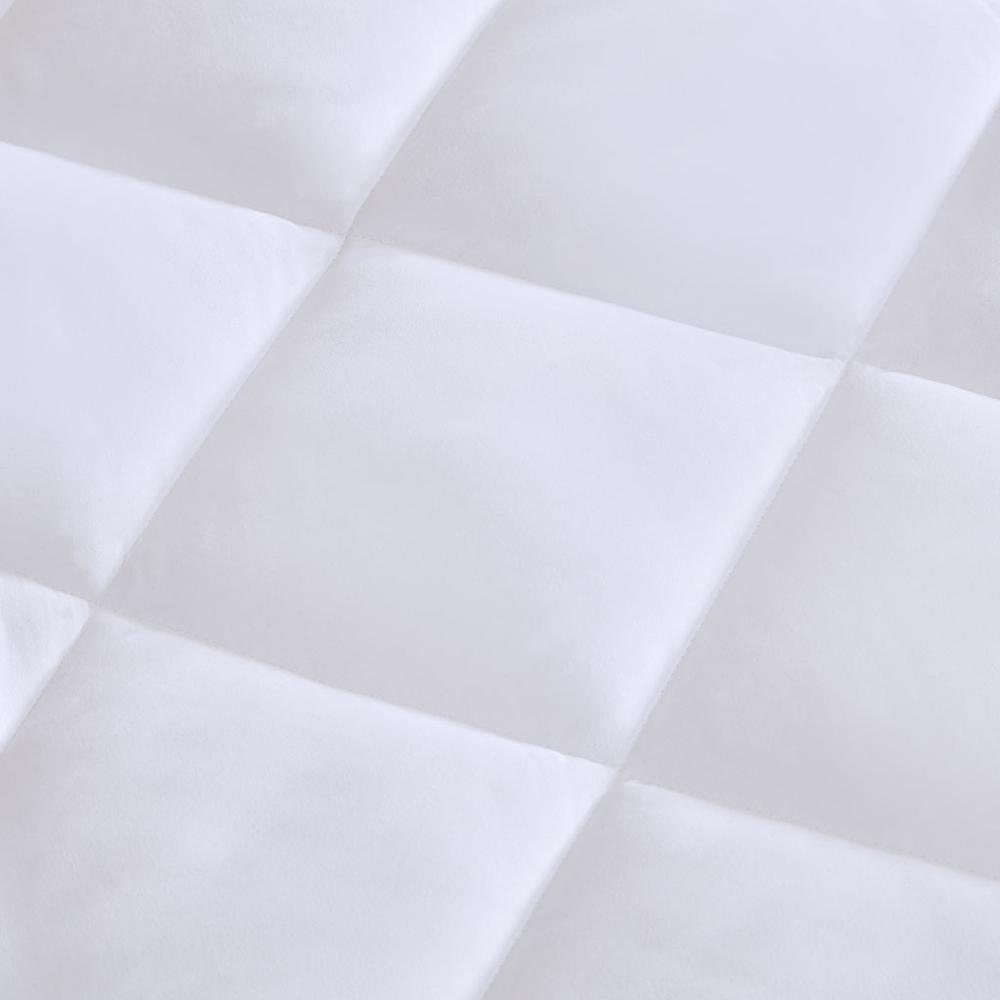 White Waterproof Diamond Quilted Mattress Pad, Belen Kox. Picture 1