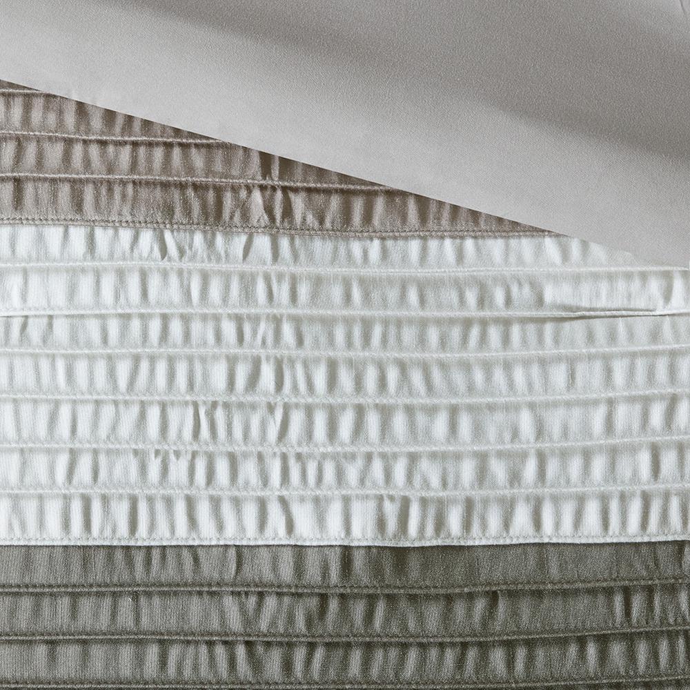 Amherst 7-Piece Polyester Jacquard Comforter Set, Belen Kox. Picture 2