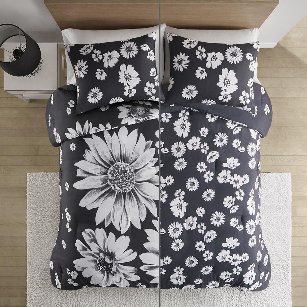 Floral Reversible Comforter Set. Picture 3