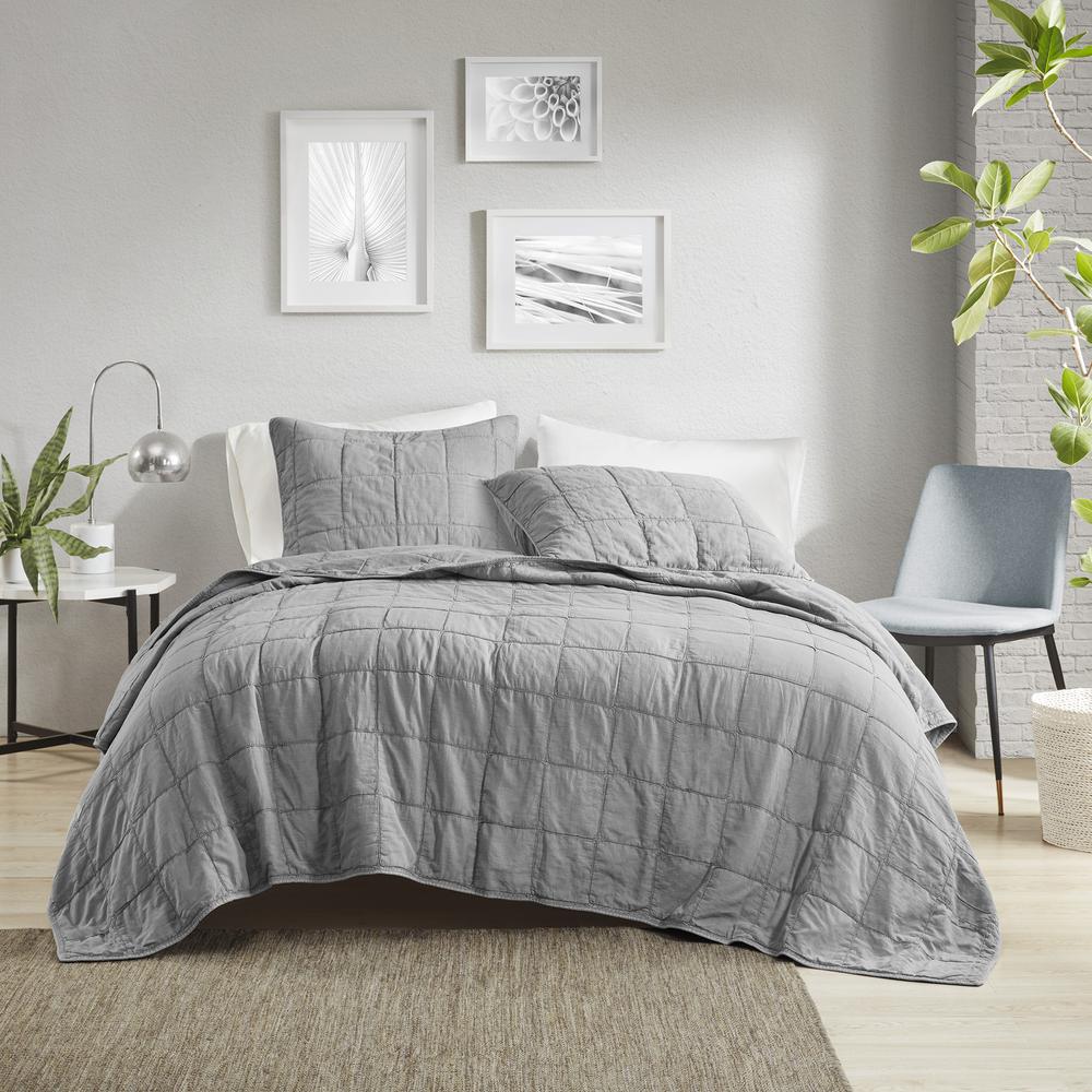 3 Piece Grey Coverlet Set. Picture 4