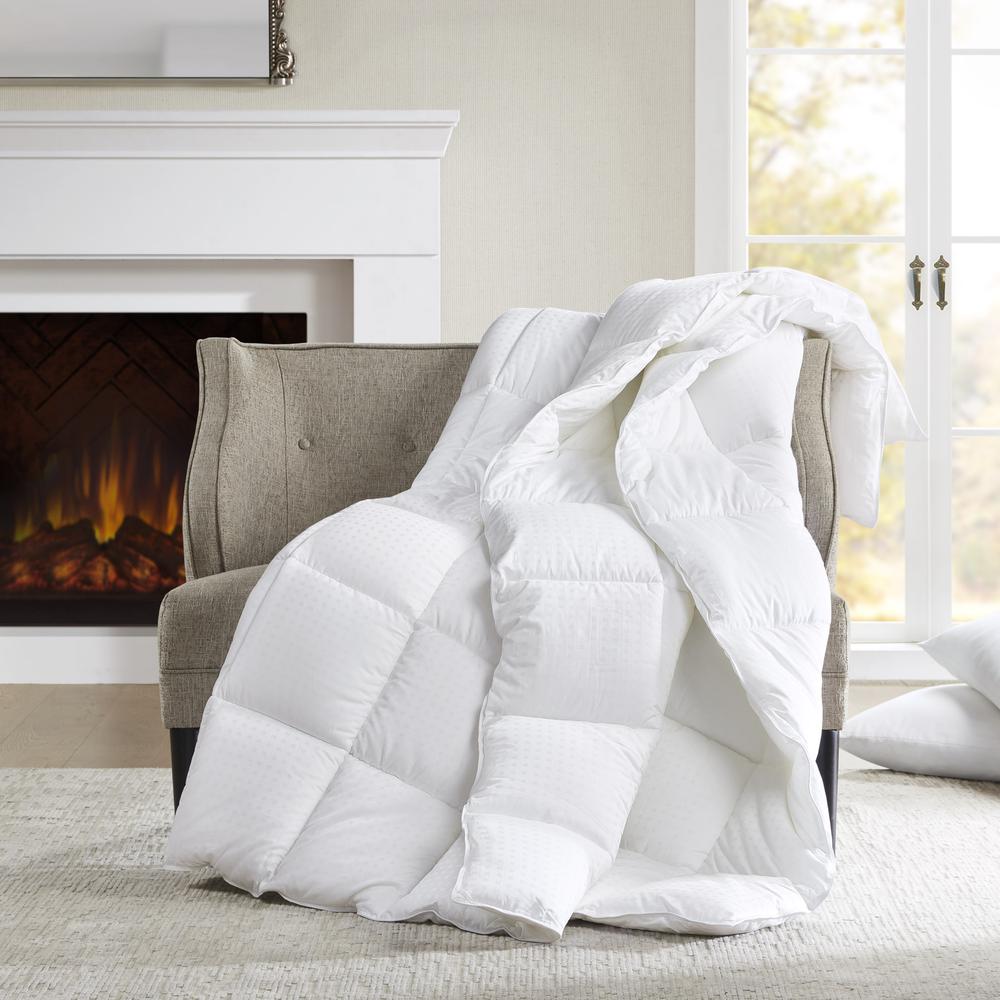 Dobby Cotton Down Alternative Comforter. Picture 4