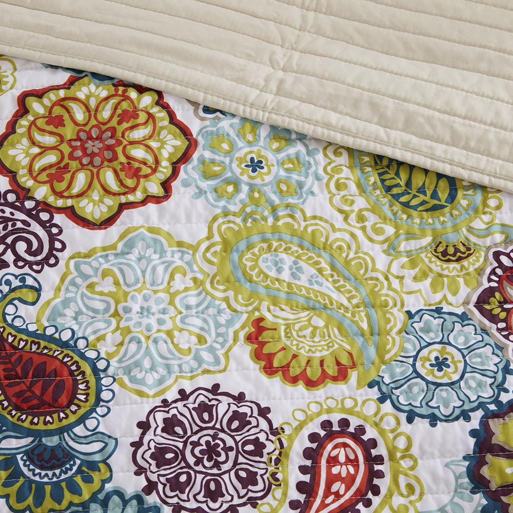 Reversible Paisley Quilt Set with Throw Pillow. Picture 5