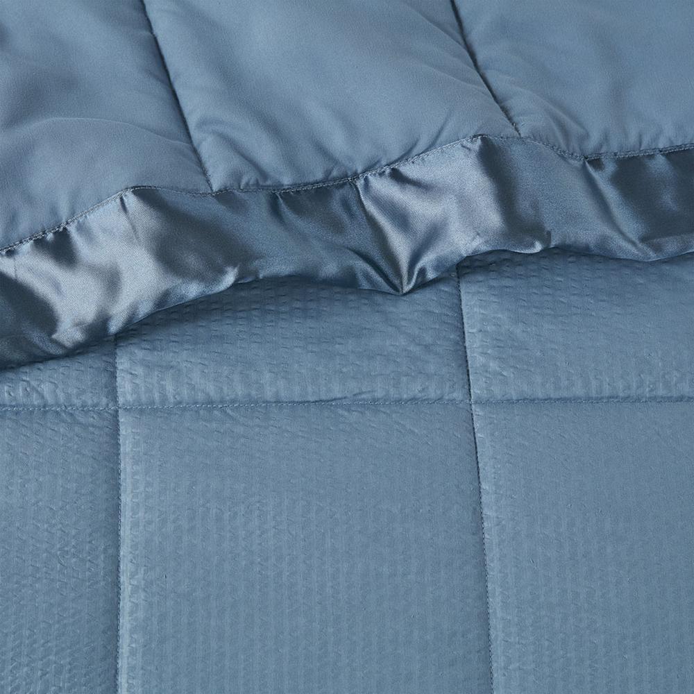 Oversized Down Alternative Blanket with Satin Trim. Picture 5