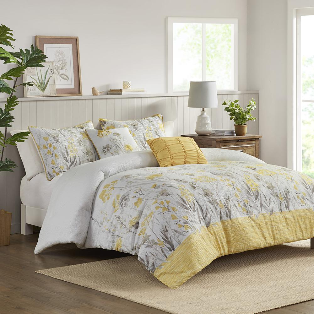 5 Piece Seersucker Comforter Set with Throw Pillows. Picture 4