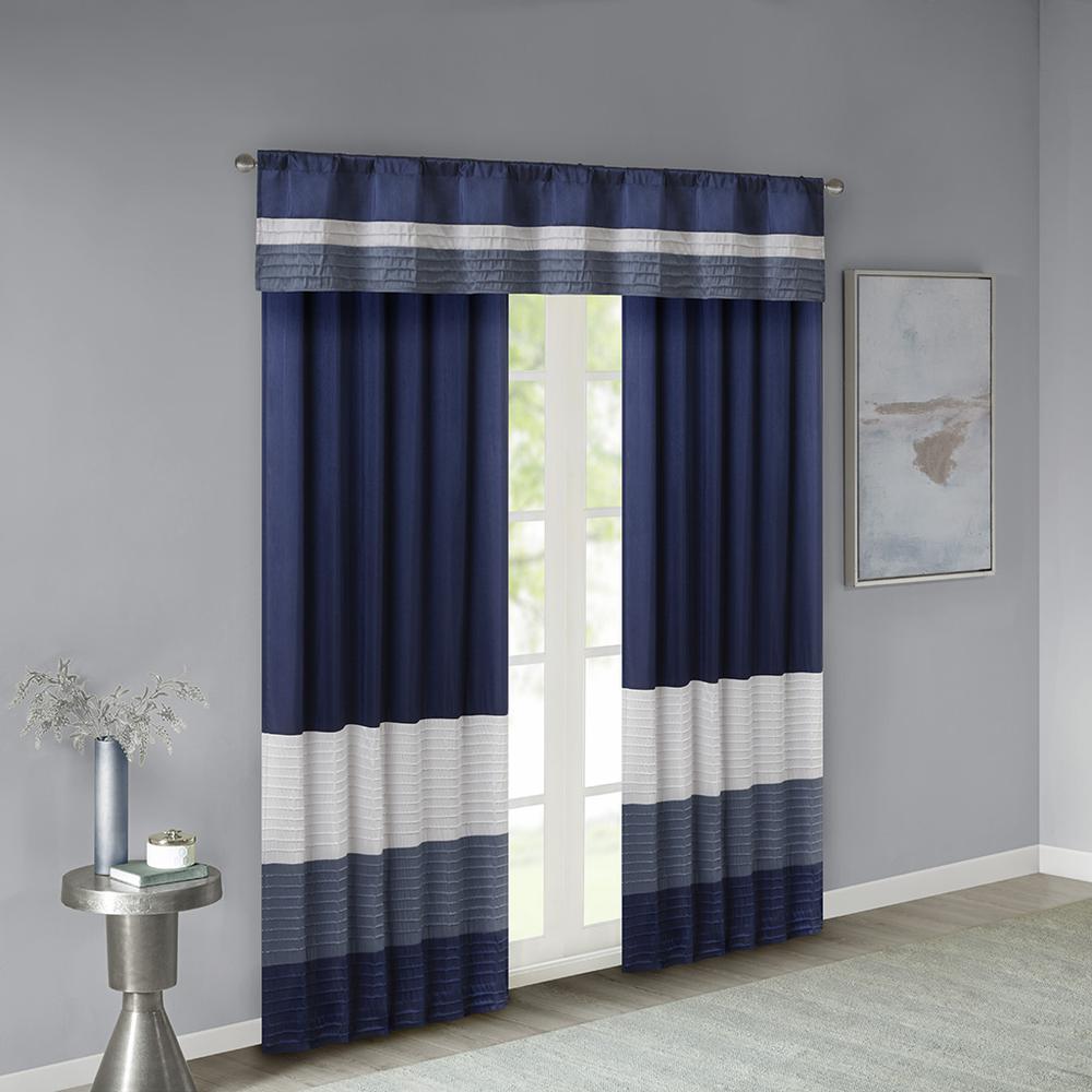 Polyoni Pintuck Curtain Panel. Picture 1