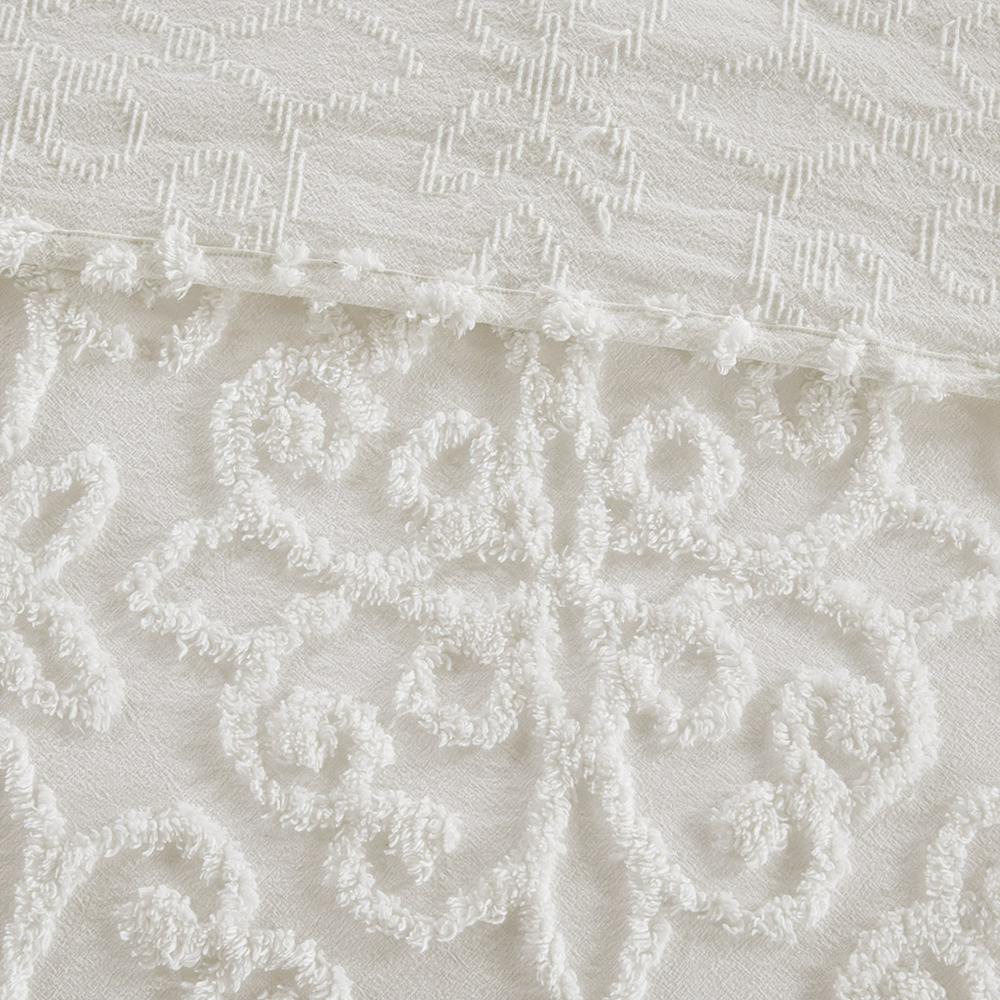 Floral Medallion Tufted White Bedspread Set, Belen Kox. Picture 2