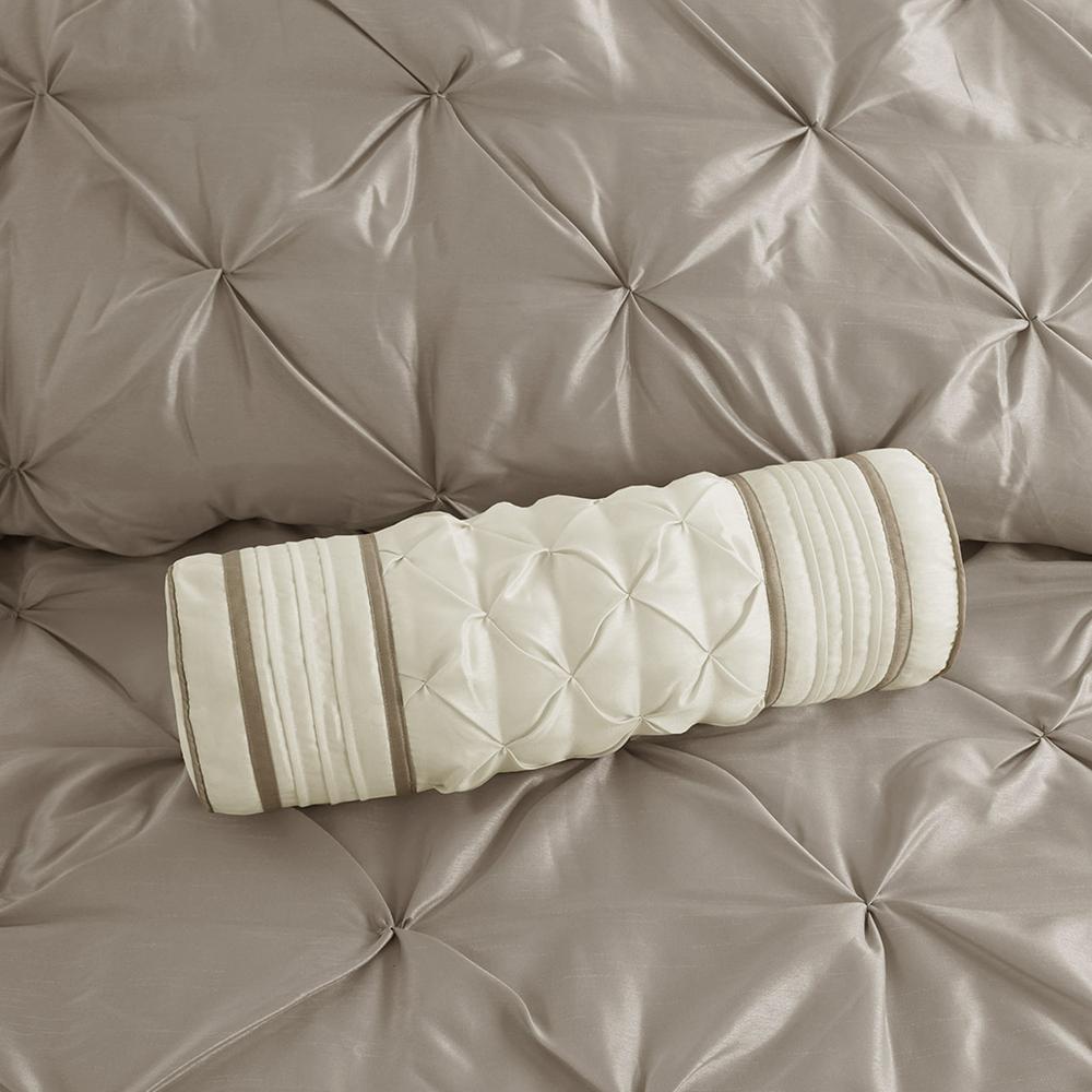 7 Piece Tufted Comforter Set. Picture 5