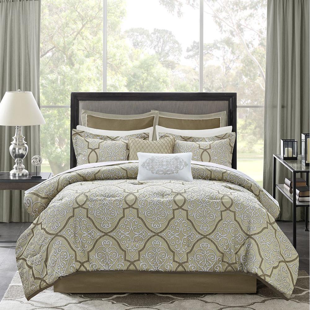 12 Piece Comforter Set with Cotton Bed Sheets. Picture 2