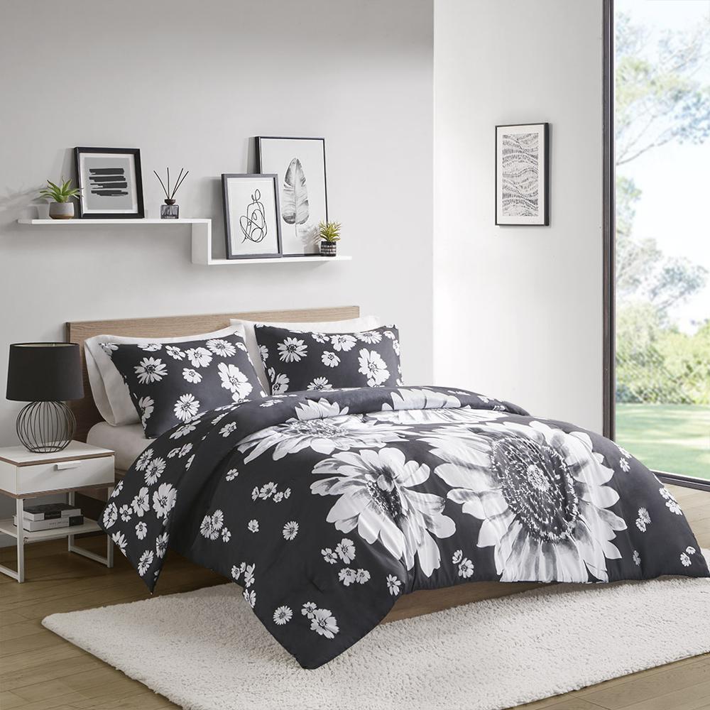 Floral Reversible Comforter Set. Picture 4