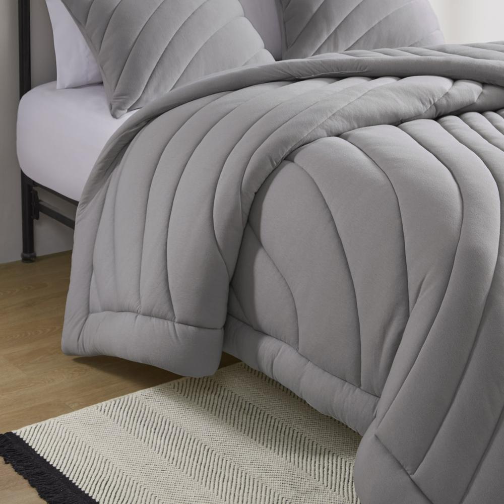 Poly Jersey Puffy Comforter Set. Picture 1