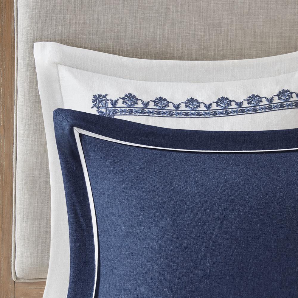 Off-White/Blue Embroidered Comforter Set, Belen Kox. Picture 5