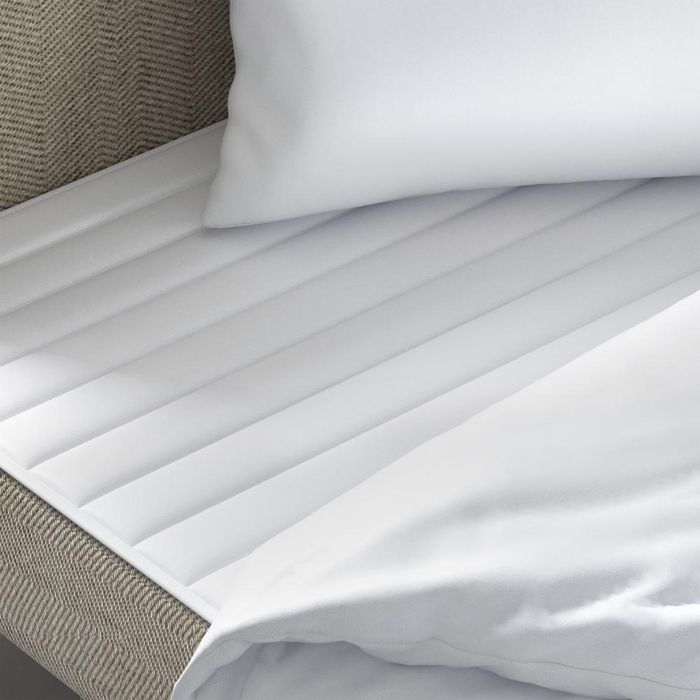 Ultra-Soft Microfiber Waterproof Sofa Bed Mattress Pad. Picture 2