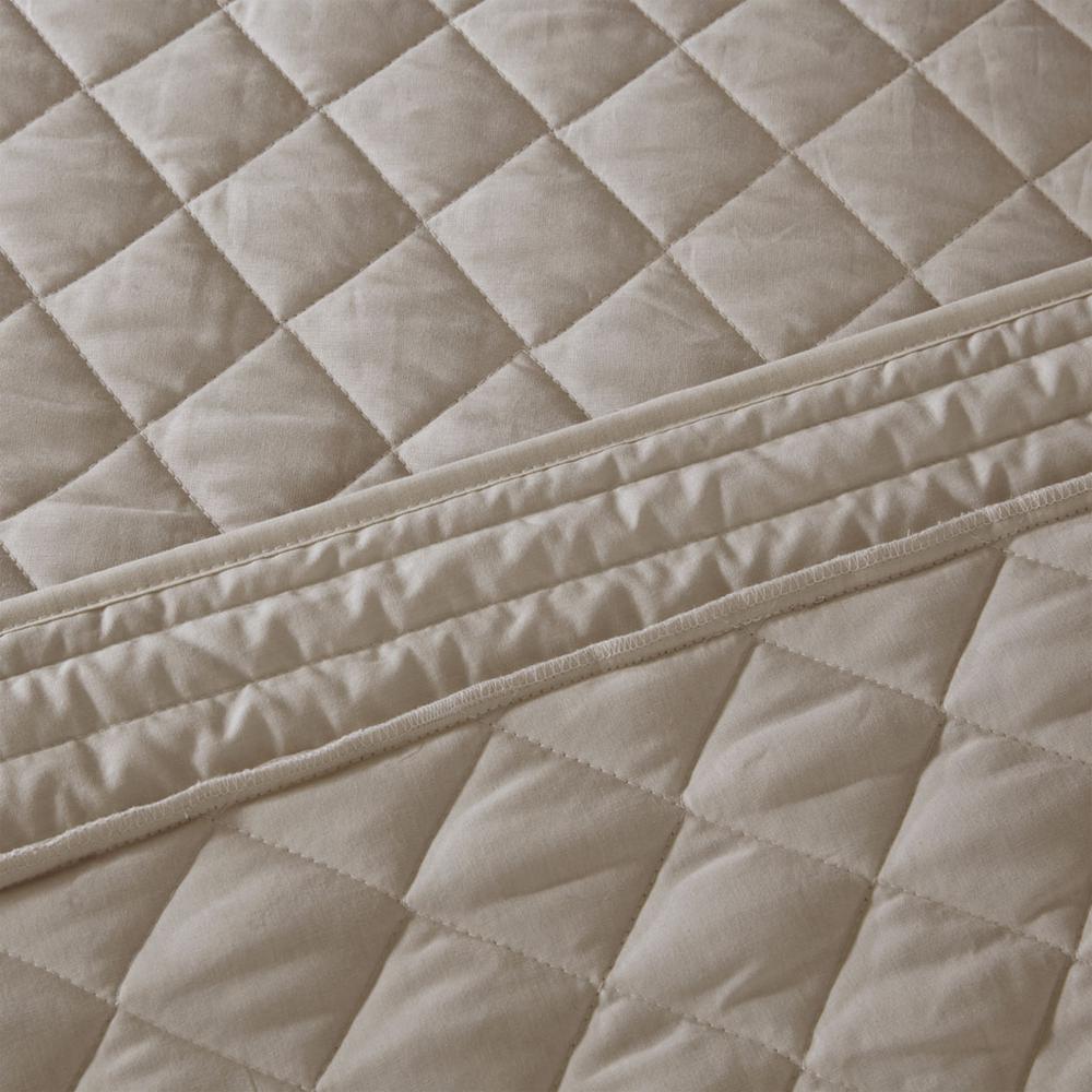 4 Piece Cotton Reversible Tailored Bedspread Set. Picture 2