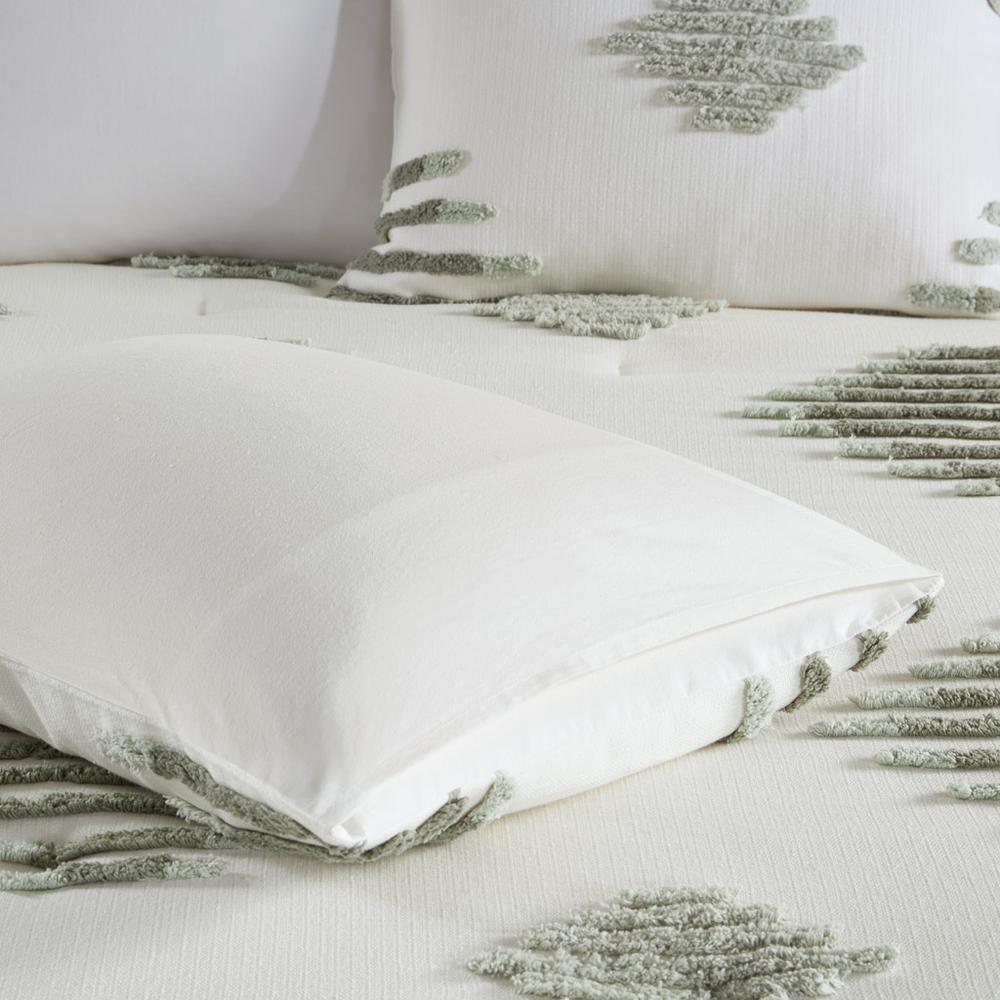 3 Piece Cotton Blend Chenille Comforter Set. Picture 2