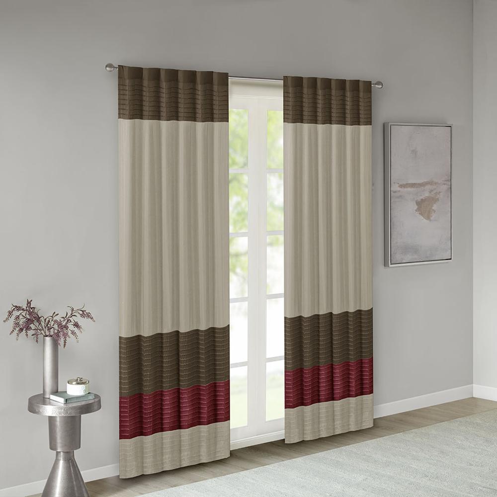 Polyoni Pintuck Curtain Panel. Picture 1