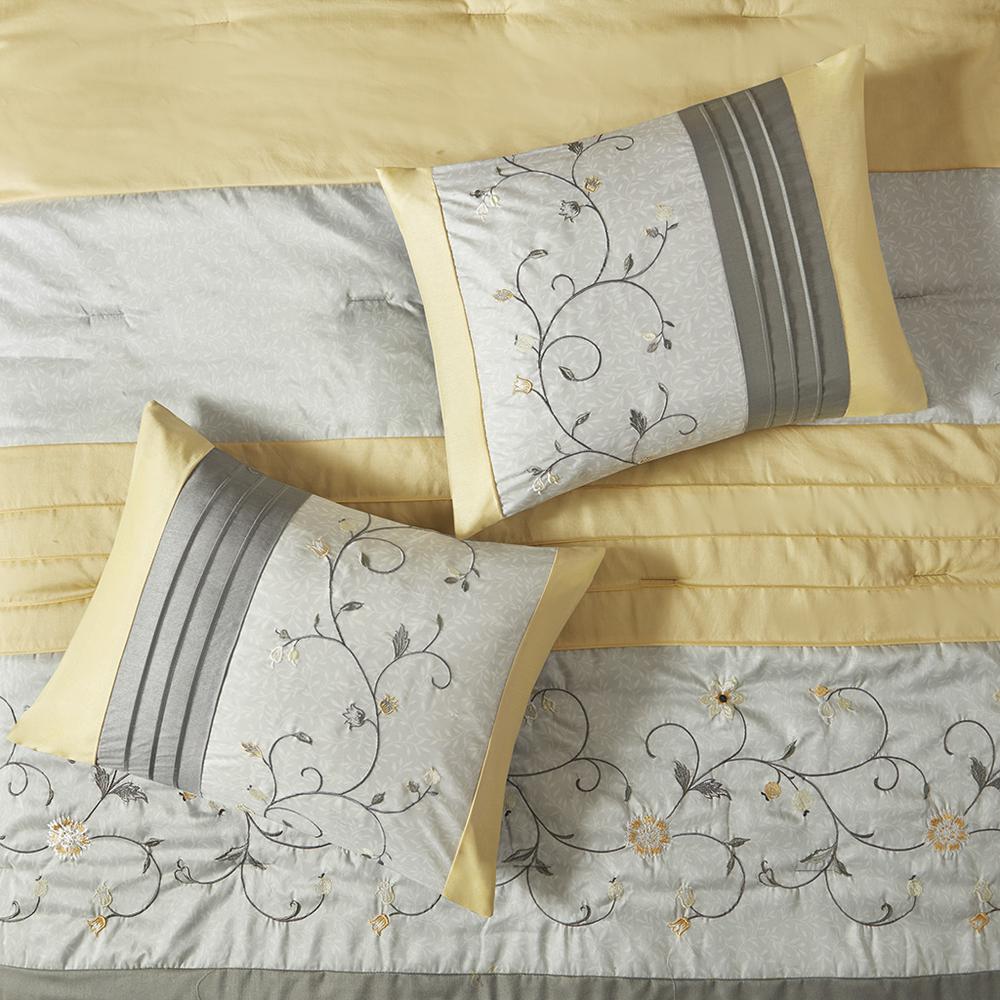 Embroidered 7 Piece Comforter Set. Picture 2