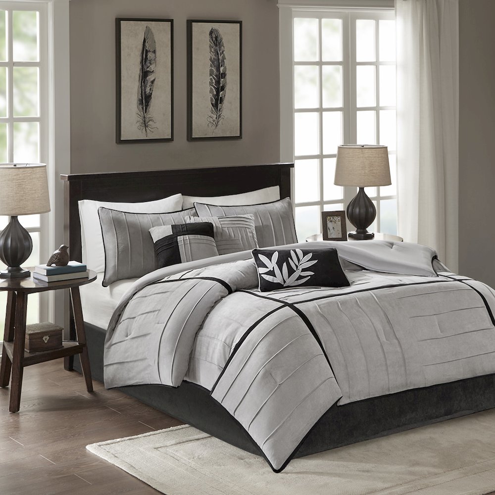 7 Piece Comforter Set. Picture 4