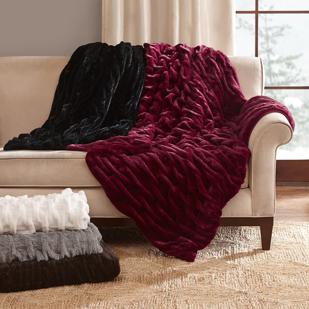 100% Polyester Solid Ruched Long Fur Knitted Throw by the Belen Kox Grey. Picture 2