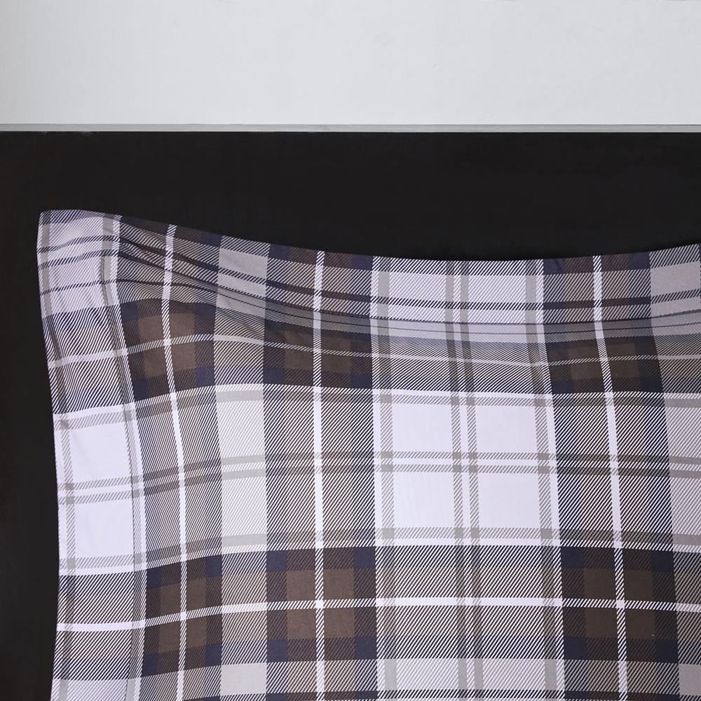 3M Scotchgard Down Alternative All Season Comforter Set. Picture 5
