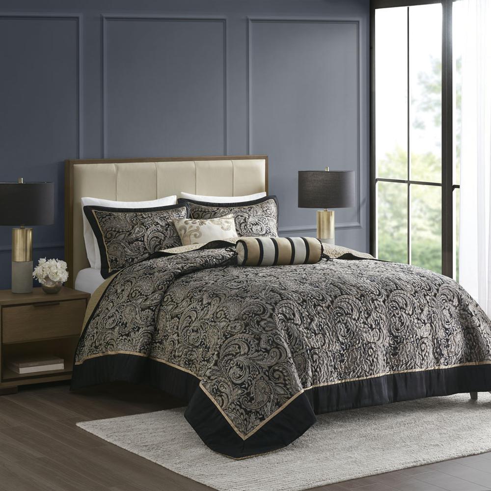 5 Piece Jacquard Bedspread Set with Throw Pillows. Picture 4