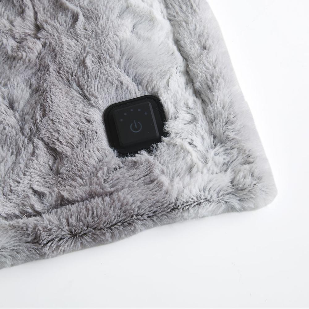 Faux Fur Heated Wrap with Built-in Controller. Picture 2