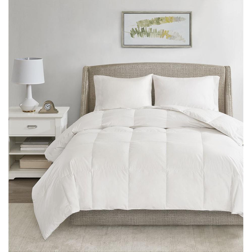 Oversized 100% Cotton Down Comforter. Picture 2