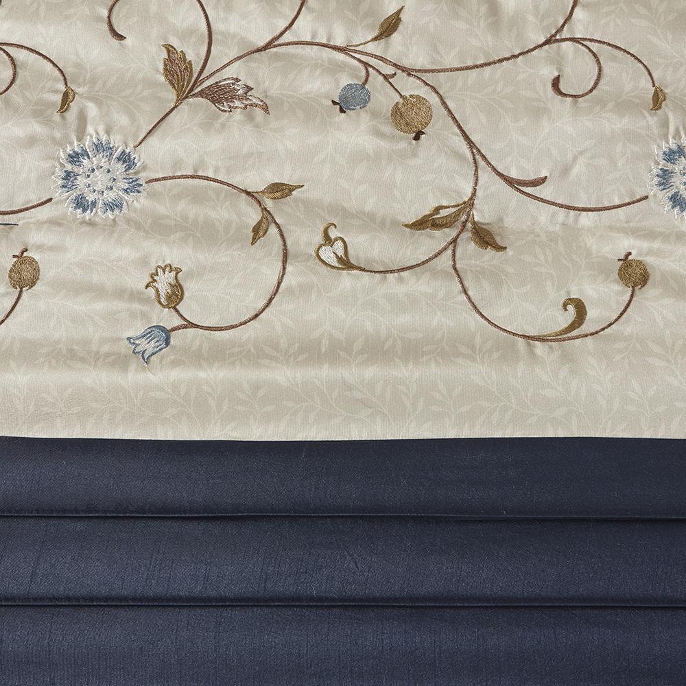Navy Pieced Comforter Set - Blossom, Belen Kox. Picture 8